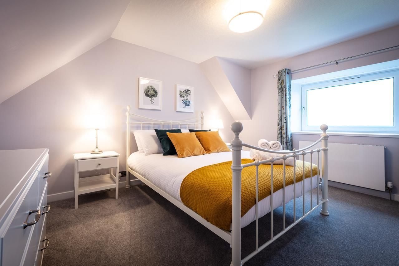 Villa Lochside Staffin Esterno foto