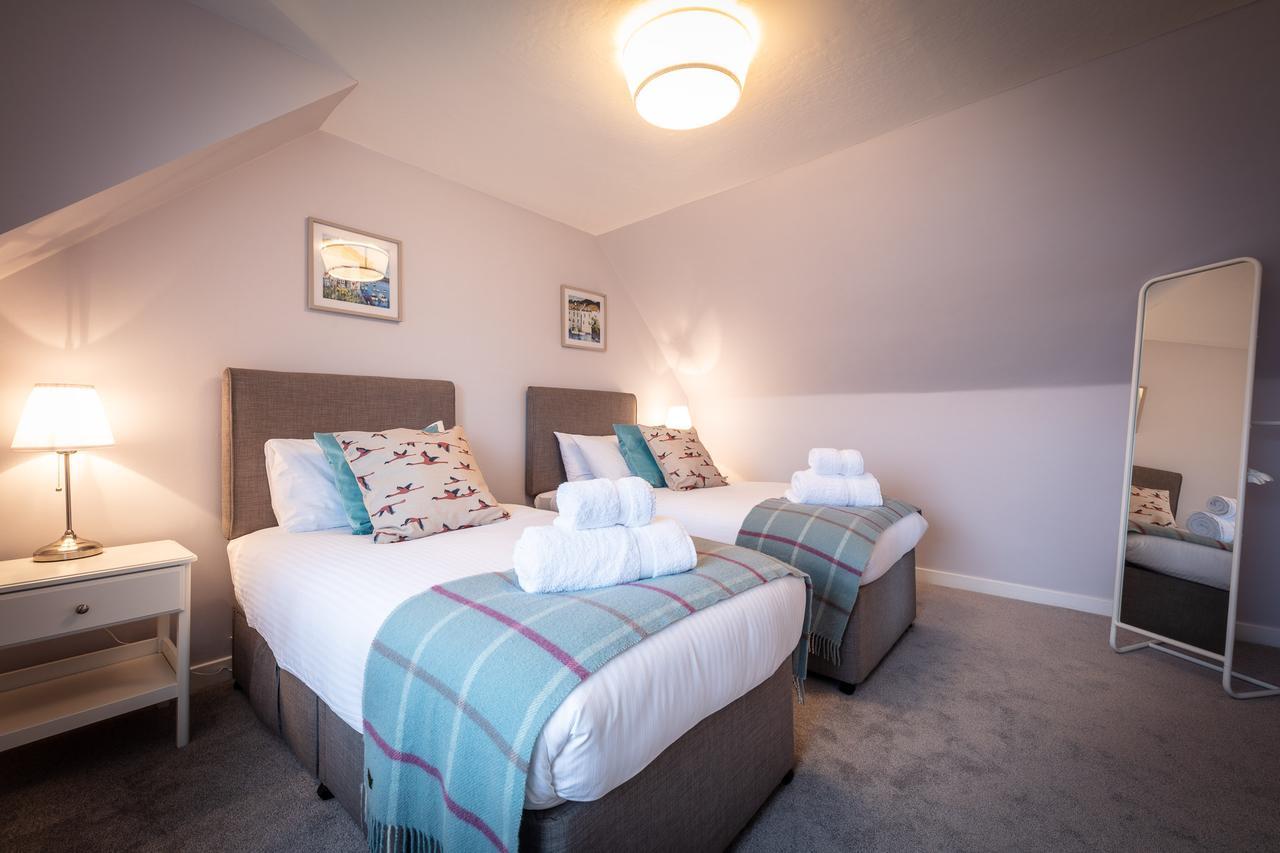 Villa Lochside Staffin Esterno foto