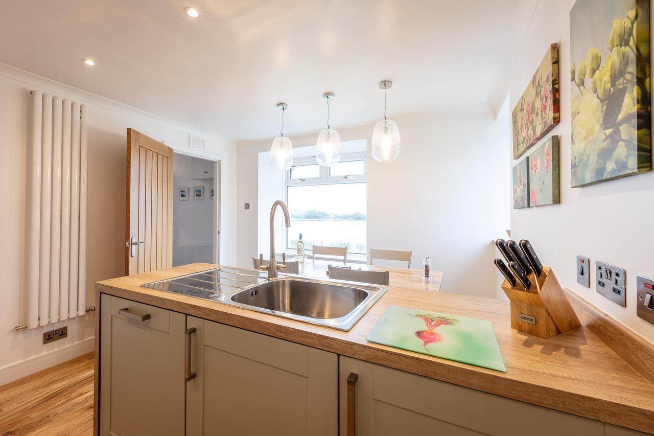 Villa Lochside Staffin Esterno foto