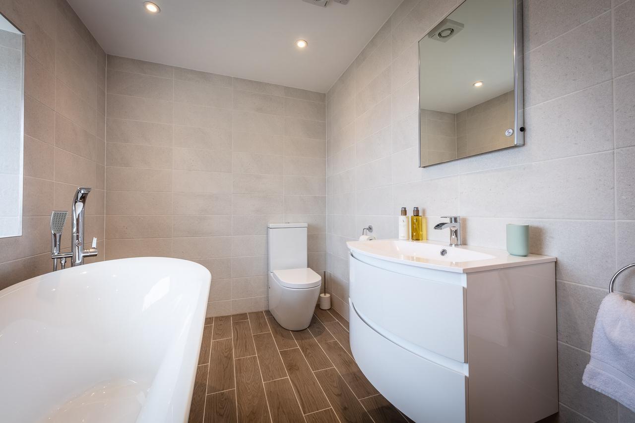 Villa Lochside Staffin Esterno foto